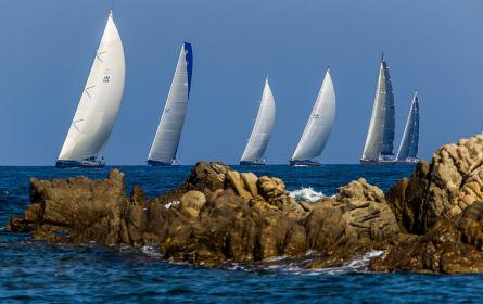 OneSails service in Porto Cervo for the Maxi and Swan Cup